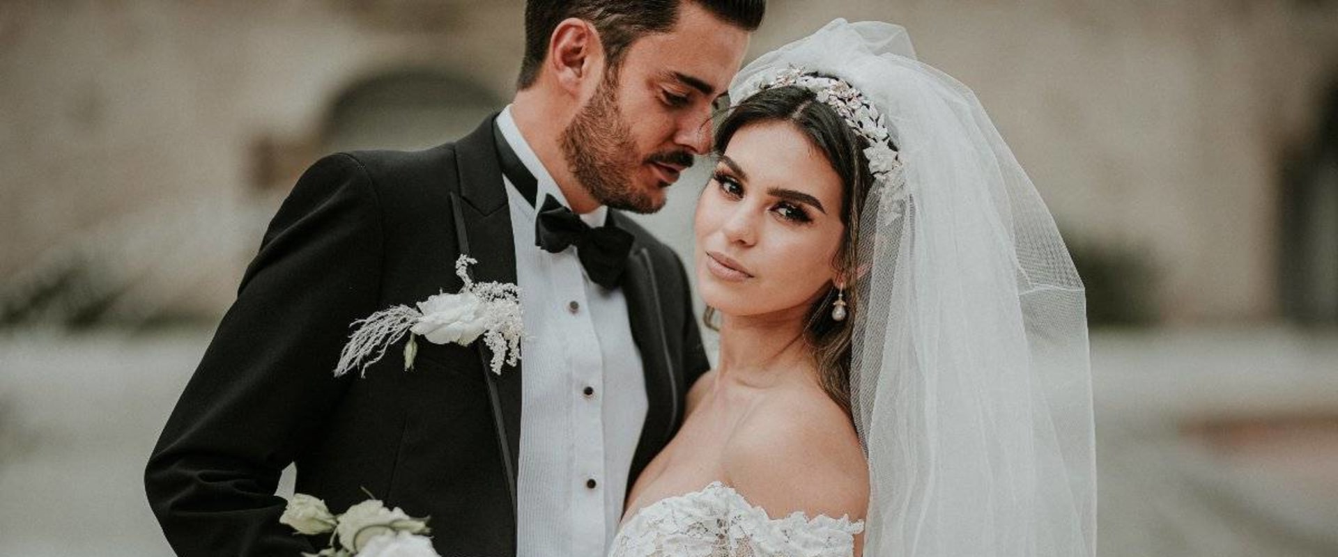 Ideas para posar para fotos formales de bodas