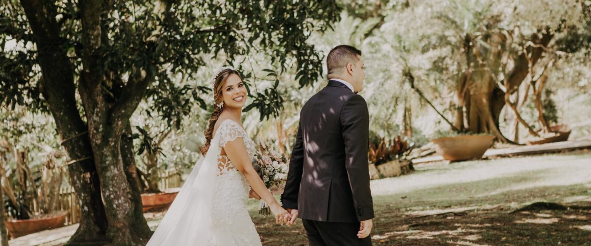 Todo lo que necesita saber sobre el equipo y los procesos para elegir un fotógrafo de bodas
