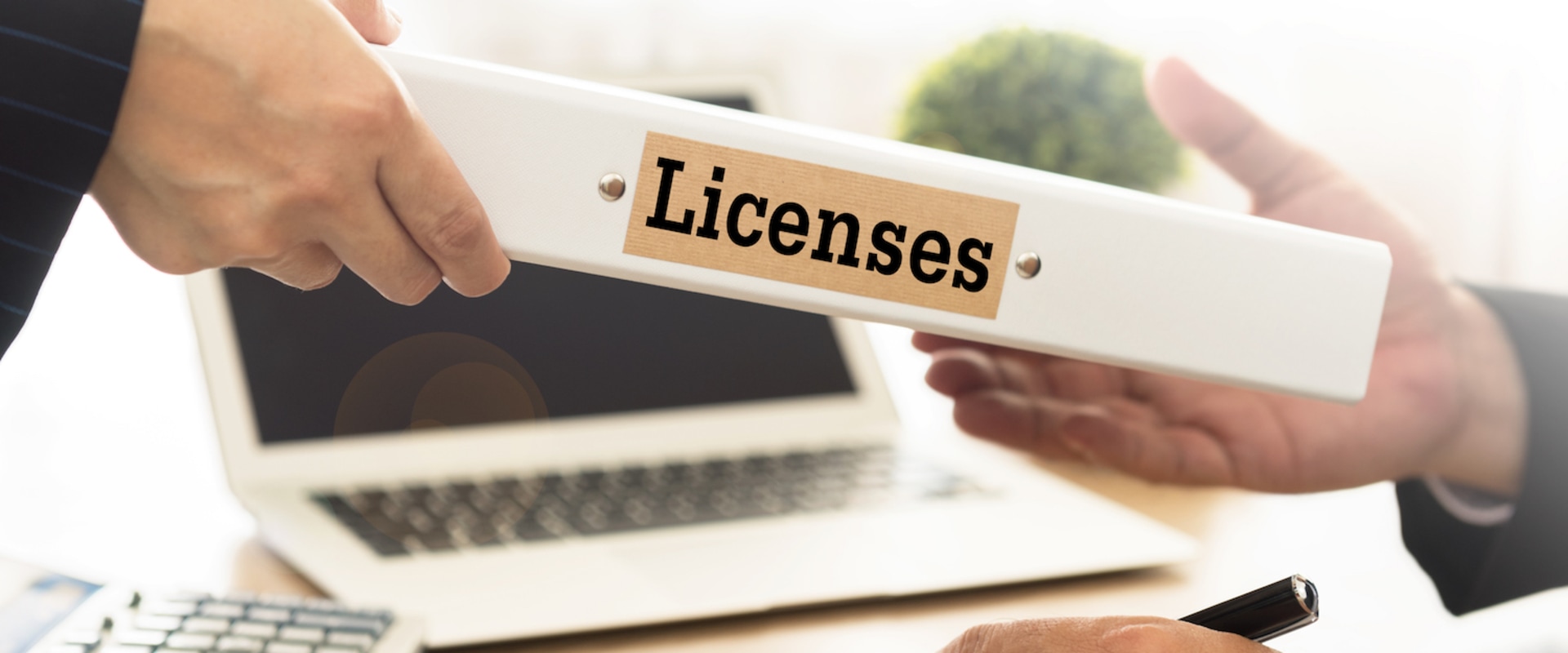 Compruebe si hay requisitos o permisos especiales