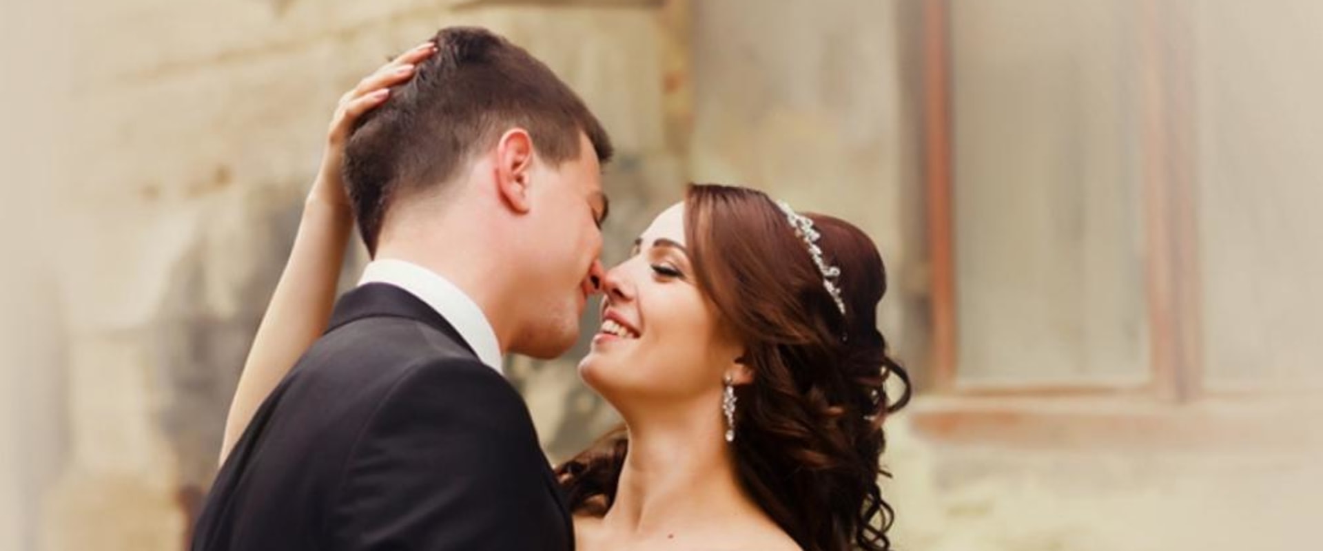 Solicita servicios personalizados para la fotografía de tu boda