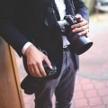 Todo lo que necesita saber sobre los cuerpos de cámara y las lentes para la fotografía de bodas