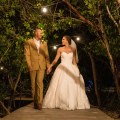 Explorando parques y jardines para encontrar el lugar perfecto para fotografiar bodas al aire libre
