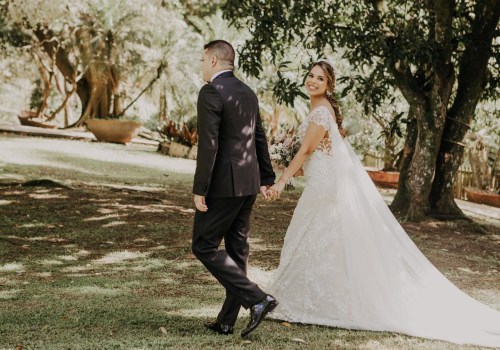 Todo lo que necesita saber sobre el equipo y los procesos para elegir un fotógrafo de bodas
